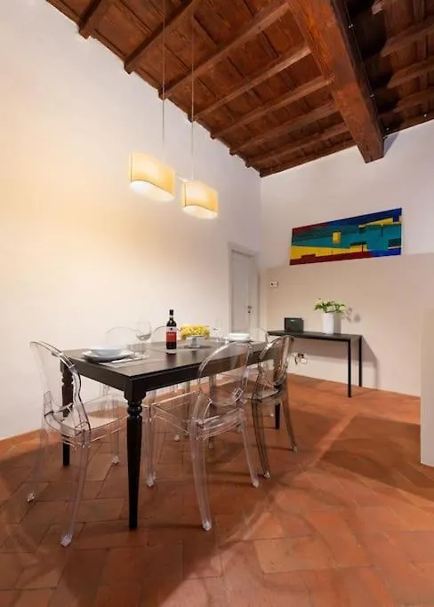 Keys Of Italy - Alberobs 15 Tot - Cozy Apartments Nearby Train Station Florença