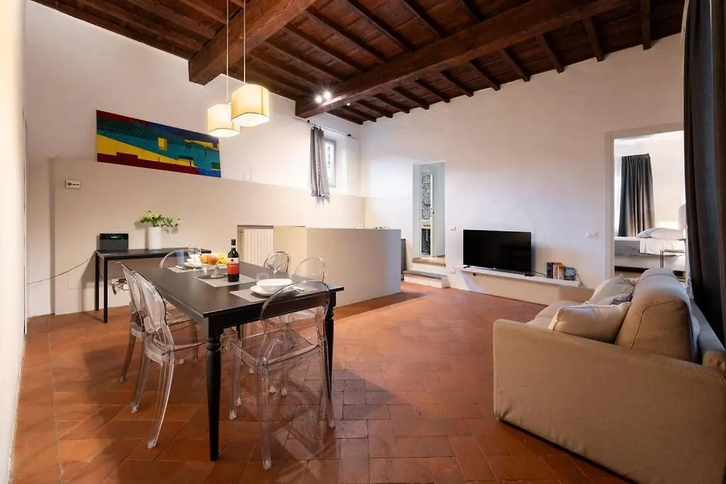 Keys Of Italy - Alberobs 15 Tot - Cozy Apartments Nearby Train Station Florença